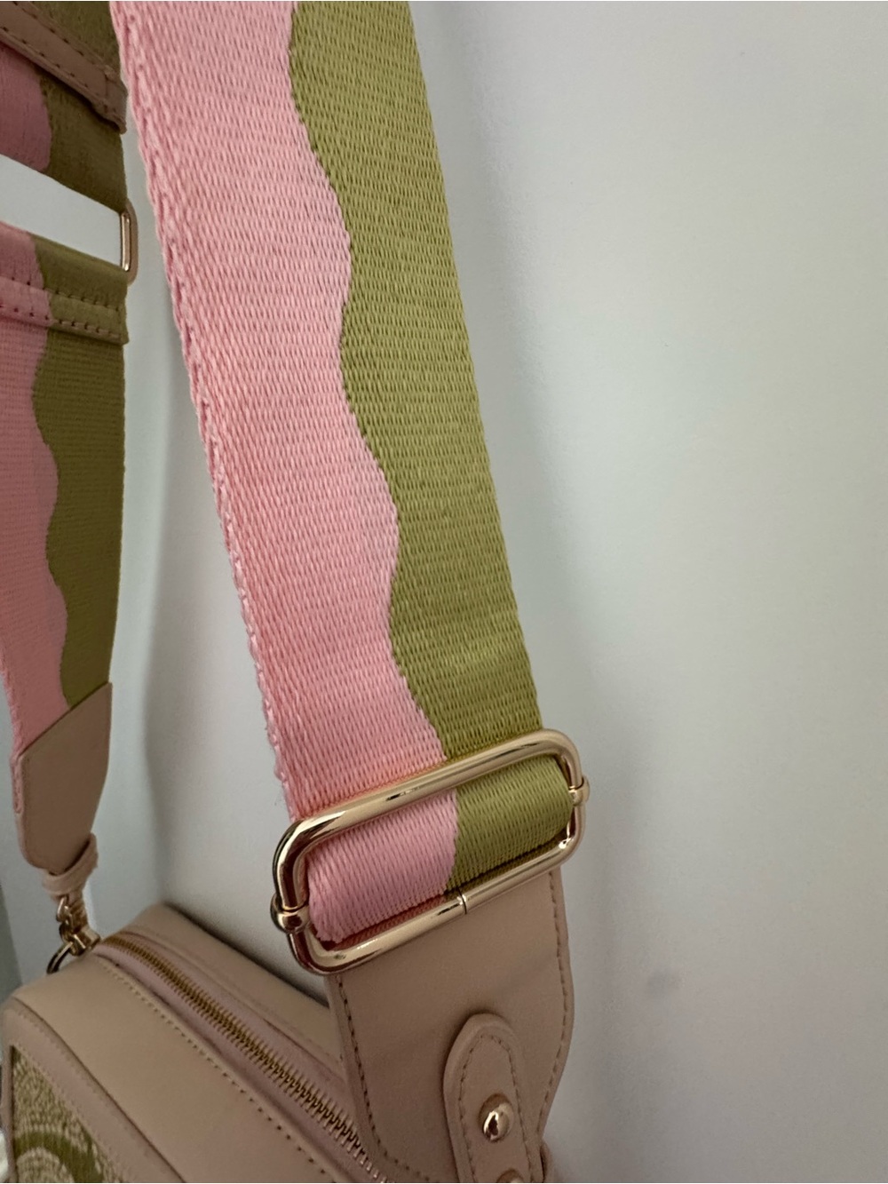 Spartina 449 Faye Crossbody bag in the Castillo Green Palms print, - Picture 7 of 9